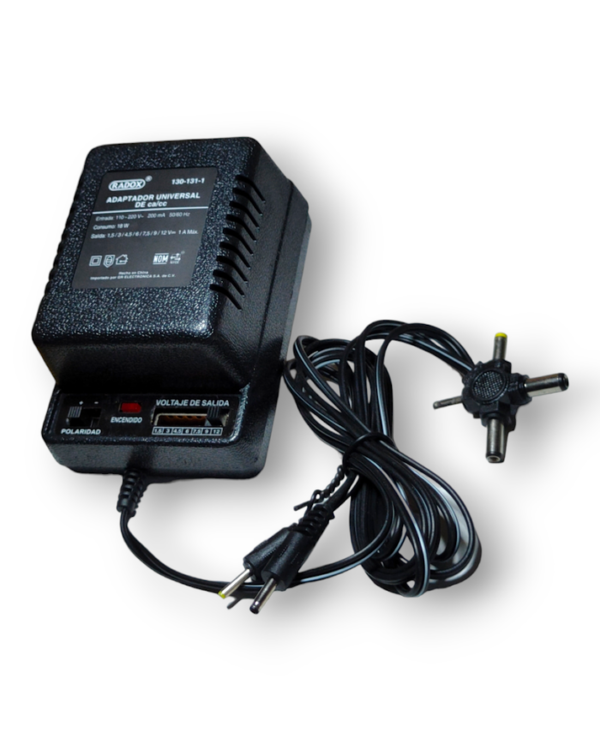 Eliminador Adaptador Universal Regulable de 1.5v a 12v de 1A