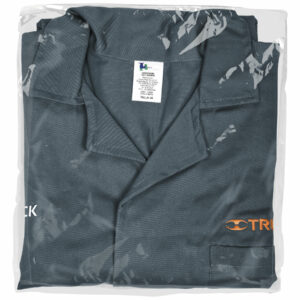 Bata bordada con logo, talla 44